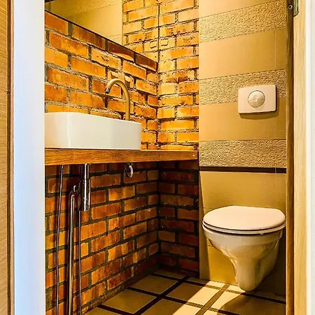 Apartment Zwierzyniecka Lofts With Patio, Cracow Heart Old Town