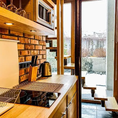 Zwierzyniecka Lofts With Patio, Cracow Heart Old Town Apartment *