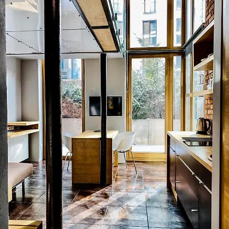 Zwierzyniecka Lofts With Patio And Air Conditioning, Cracow Heart Old Town Apartment *